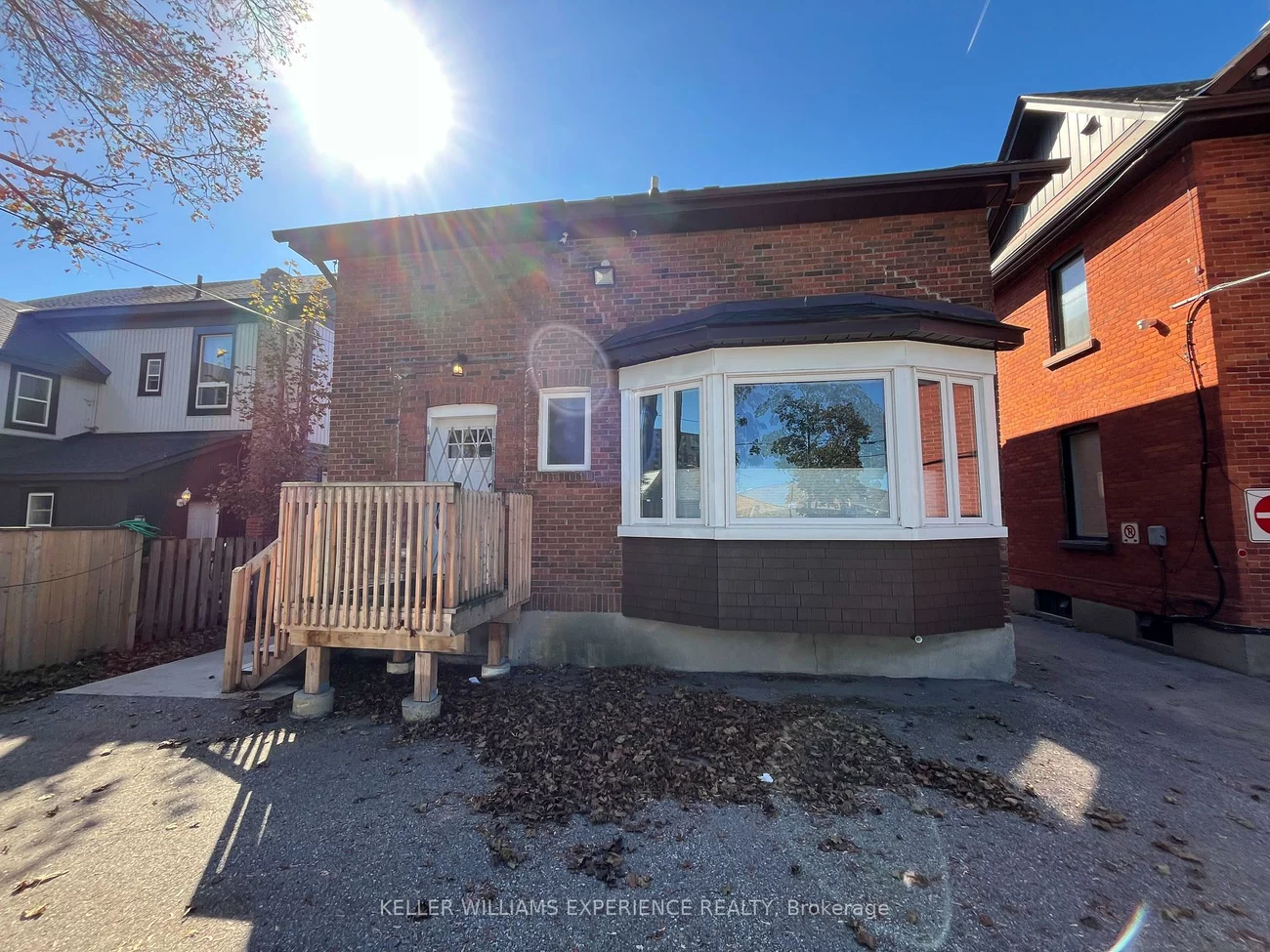 63, Mary, City Centre, Barrie
