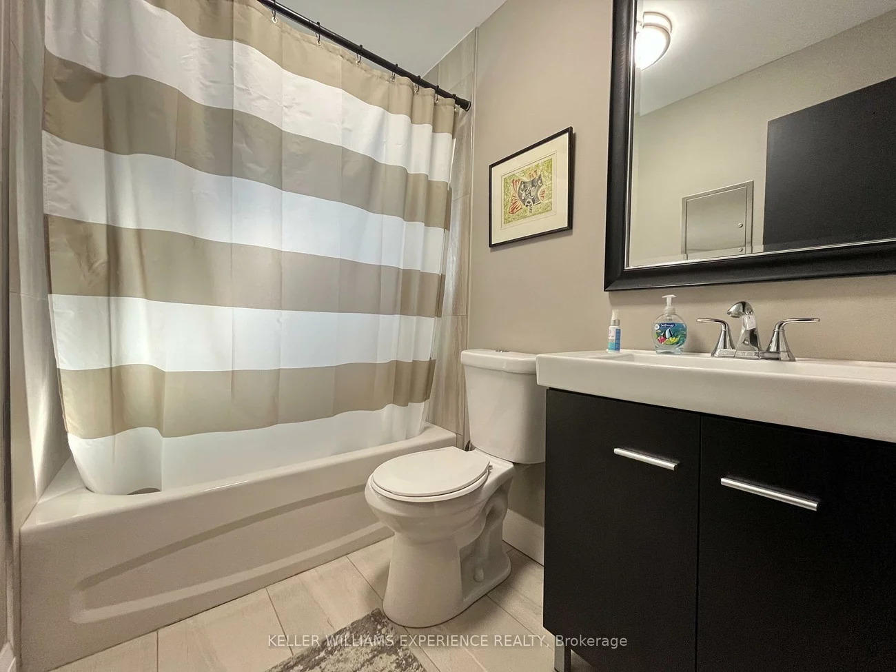 63, Mary, City Centre, Barrie
