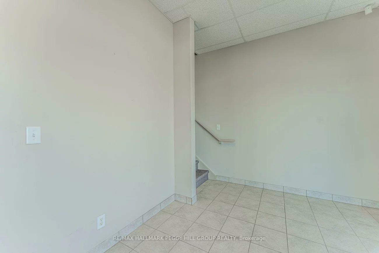 102, Commerce Park, 400 West, Barrie