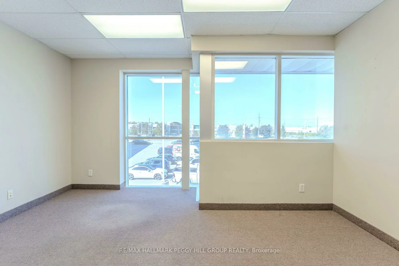 102, Commerce Park, 400 West, Barrie