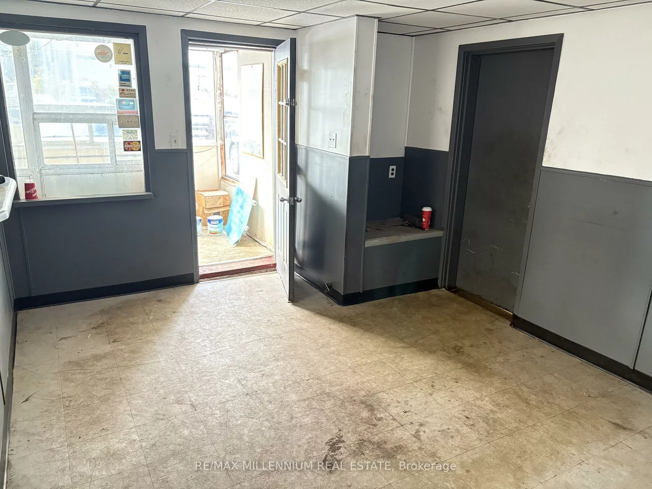 422, Tiffin, 400 North, Barrie