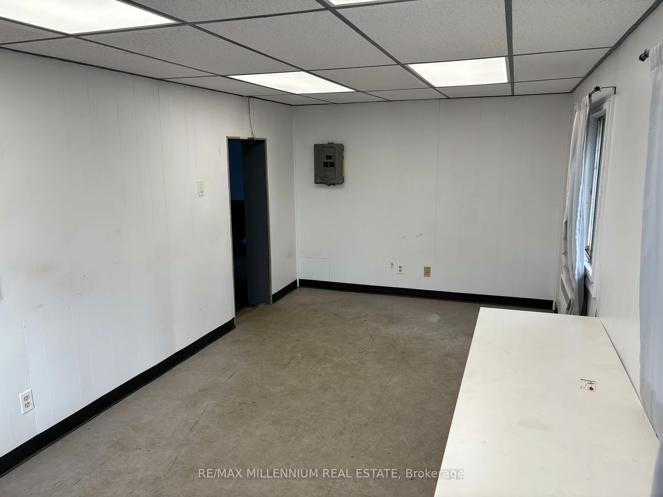 422, Tiffin, 400 North, Barrie