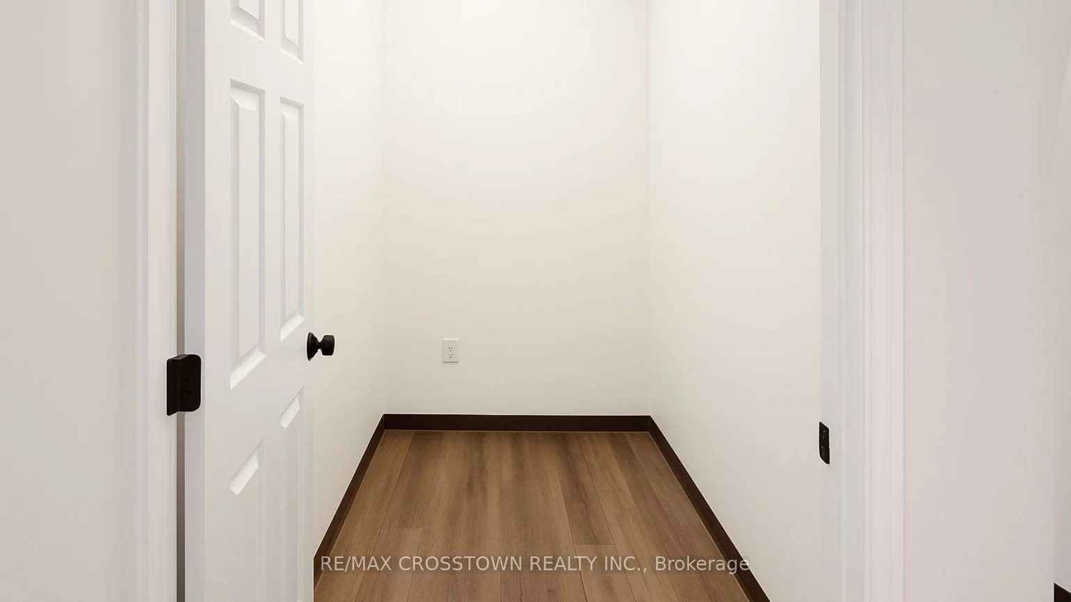 353, Anne, Sunnidale, Barrie