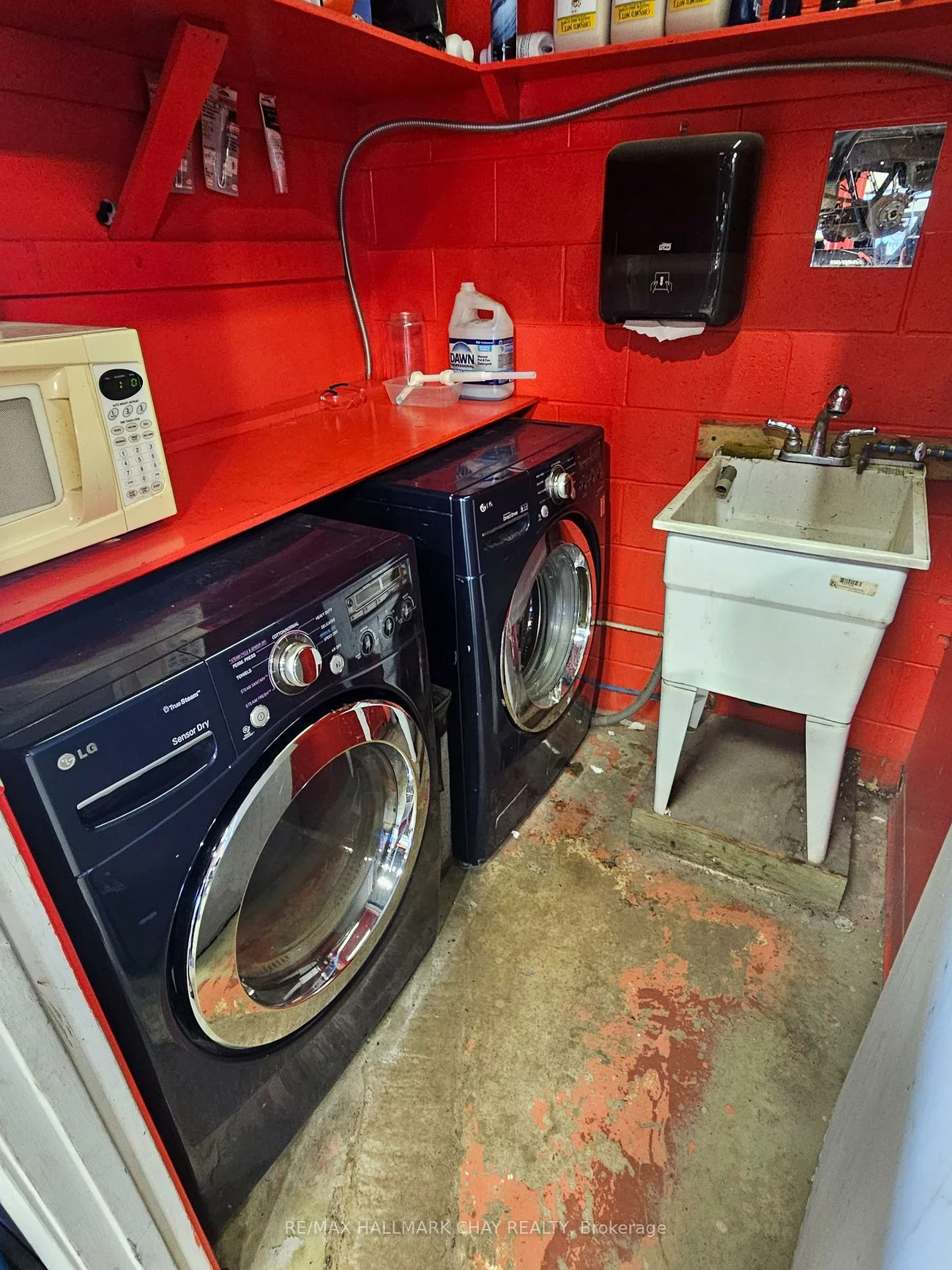 25, Hart, 400 North, Barrie