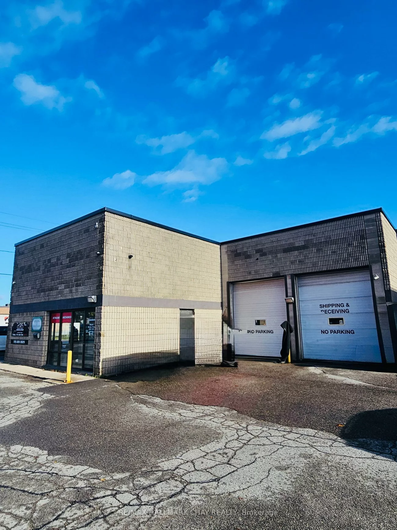 25, Hart, 400 North, Barrie