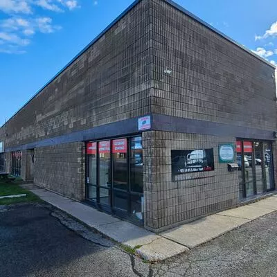 25, Hart, 400 North, Barrie