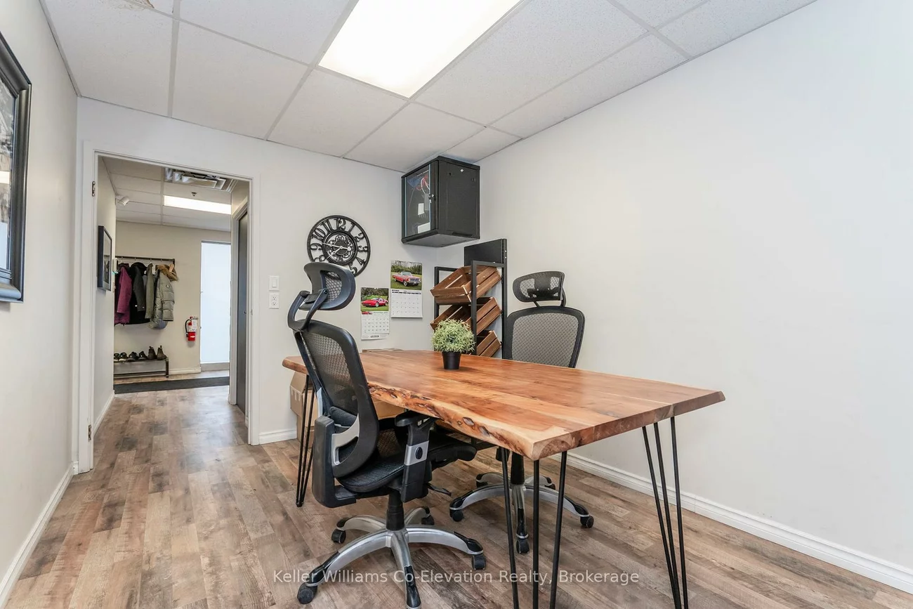 220, Bayview, 400 East, Barrie