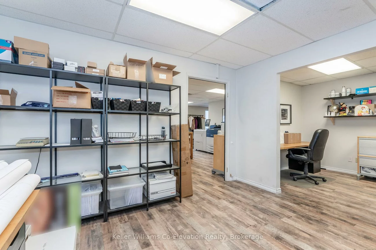 220, Bayview, 400 East, Barrie