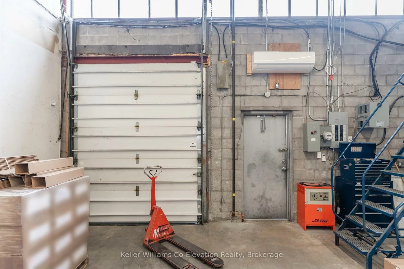 220, Bayview, 400 East, Barrie