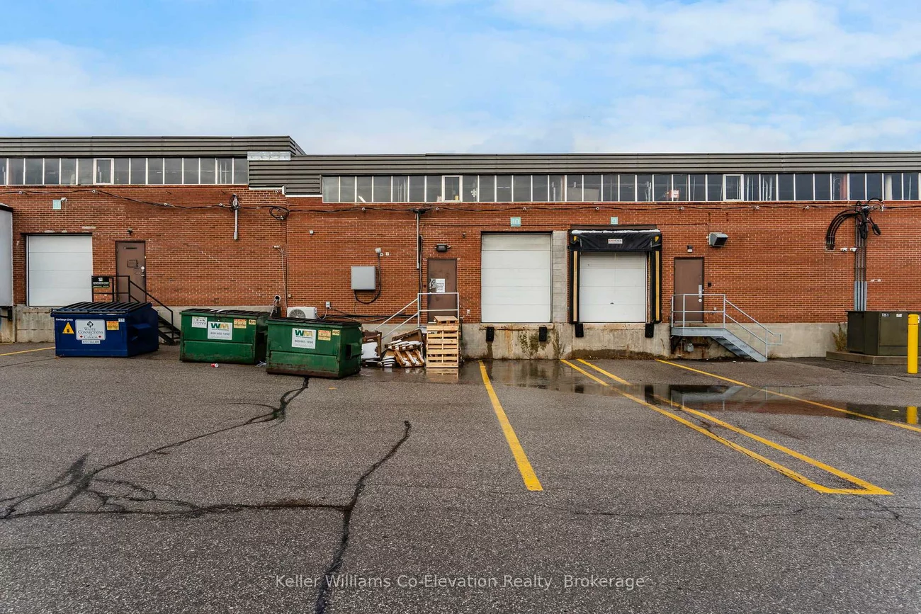 220, Bayview, 400 East, Barrie