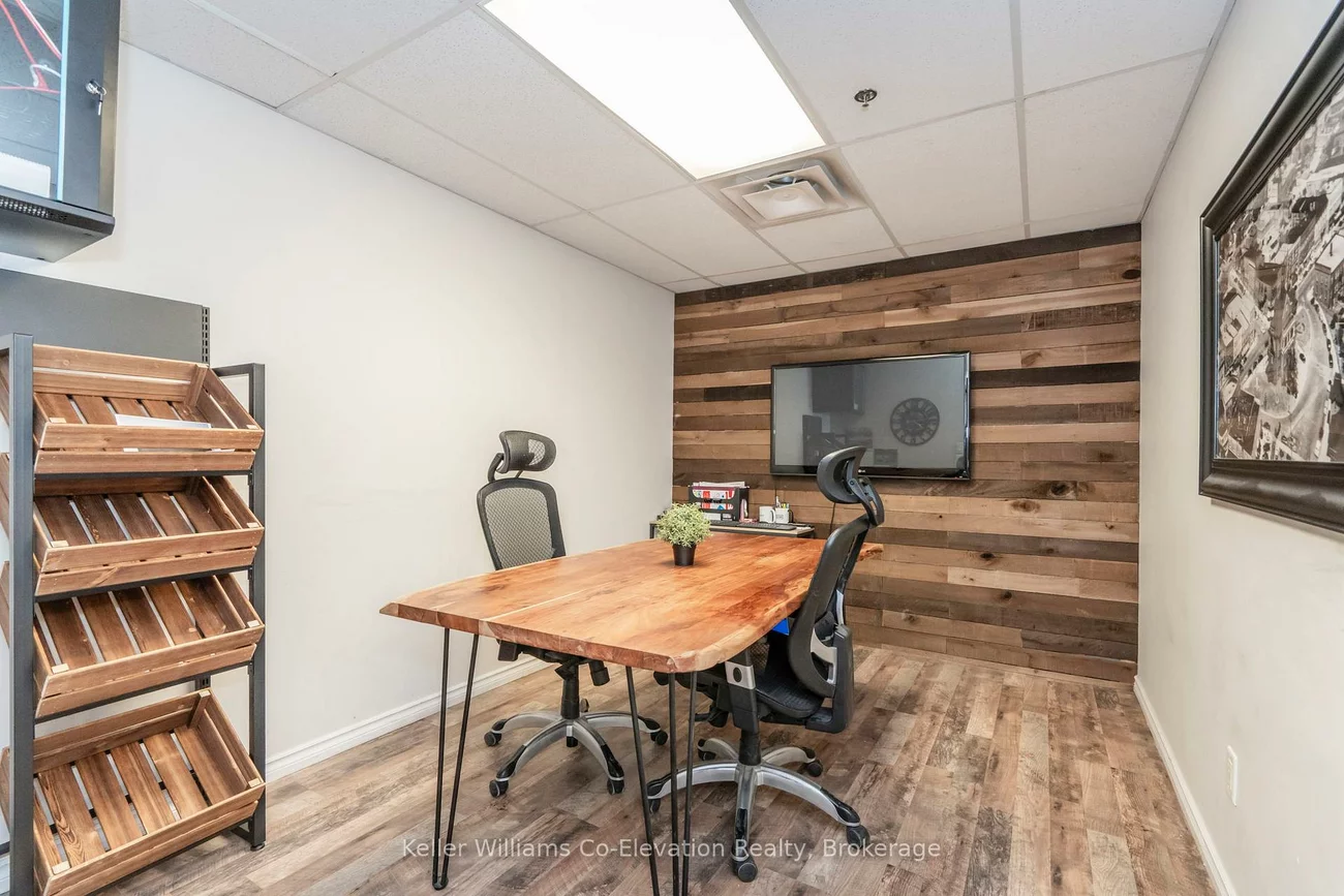 220, Bayview, 400 East, Barrie