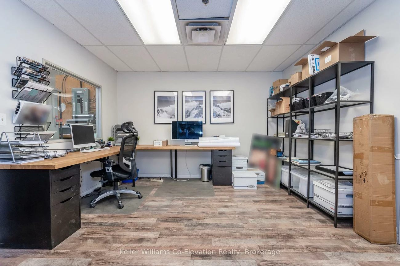 220, Bayview, 400 East, Barrie