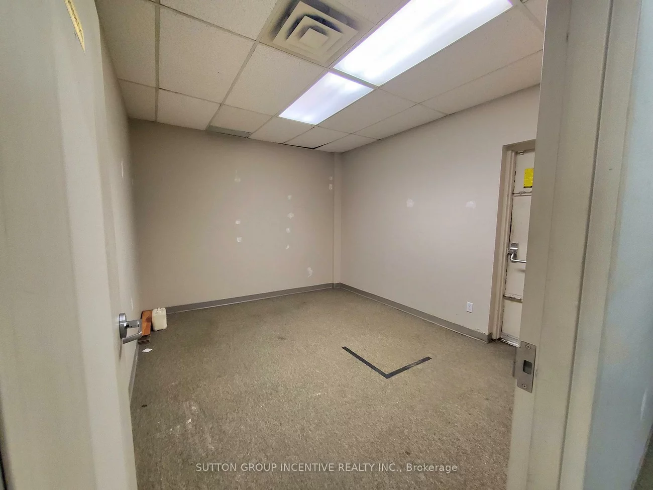 303, Dunlop, 400 North, Barrie