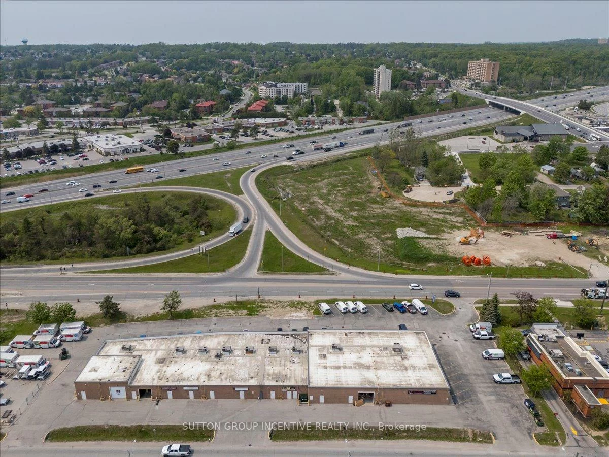 303, Dunlop, 400 North, Barrie