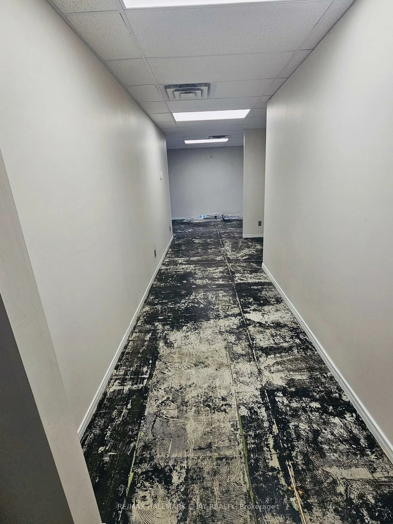 90, Saunders, 400 East, Barrie