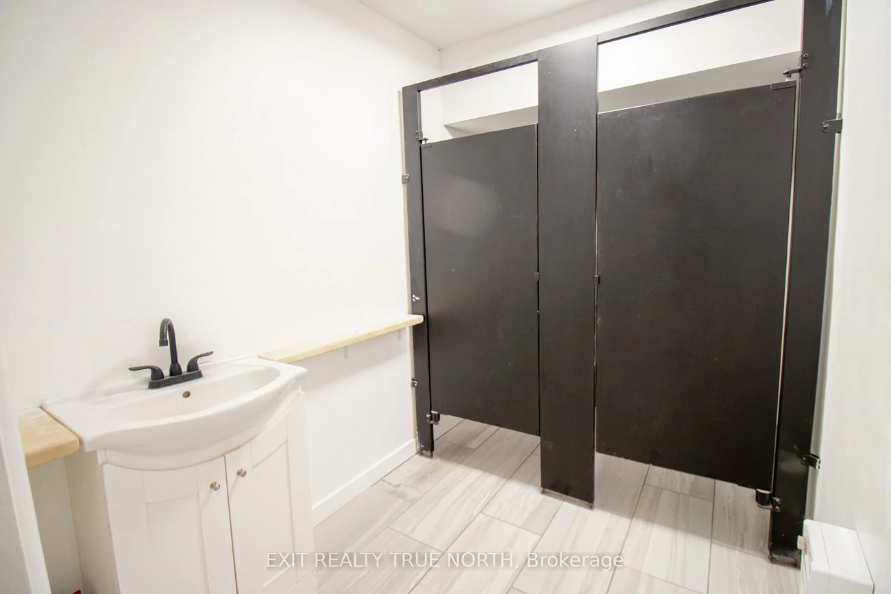 12, Dunlop, City Centre, Barrie