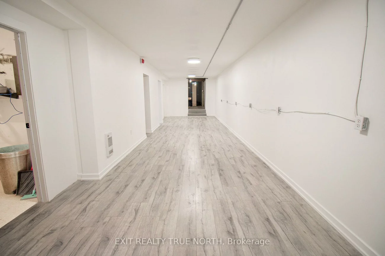 12, Dunlop, City Centre, Barrie