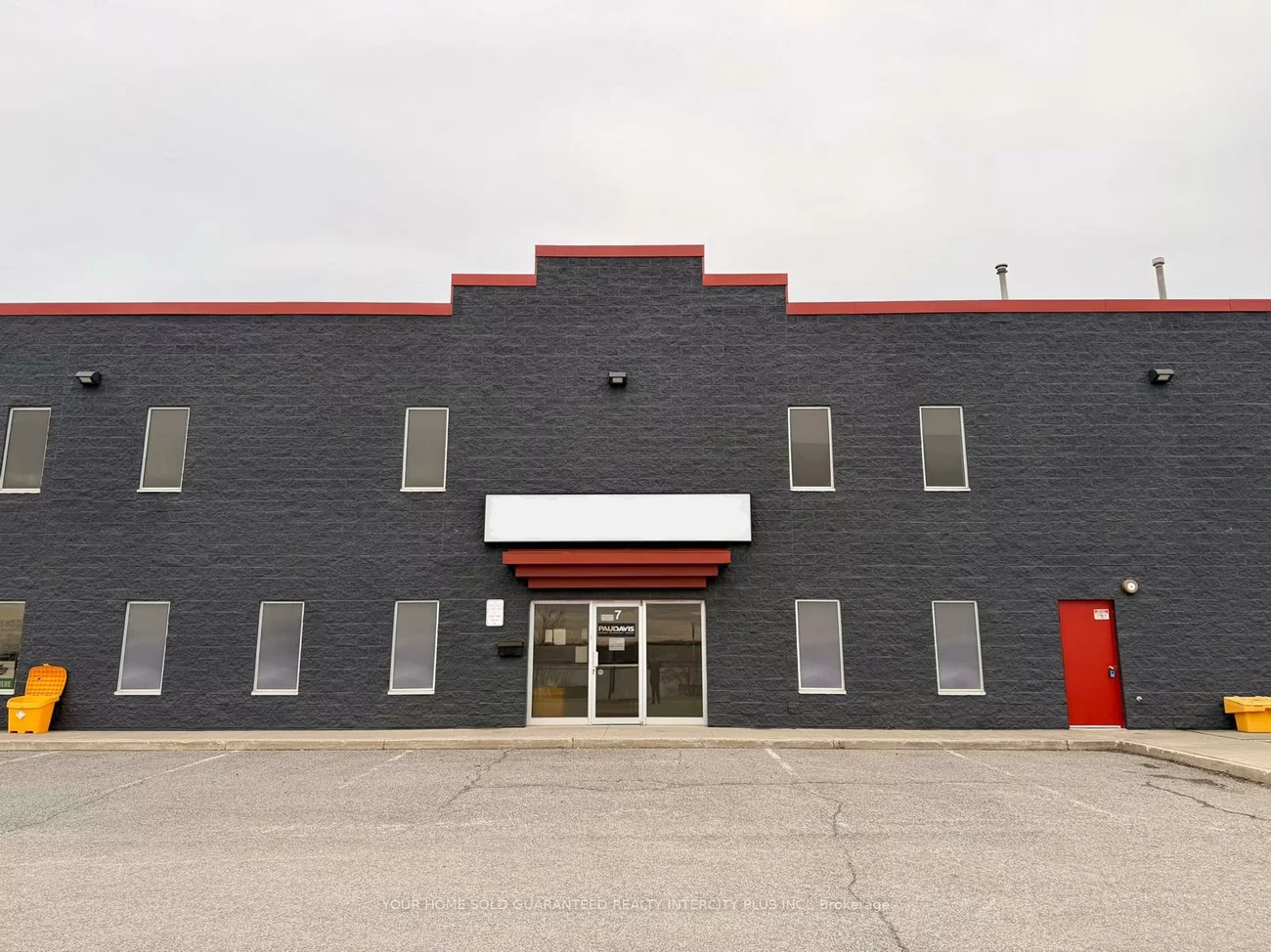 35, Morrow, 400 North, Barrie