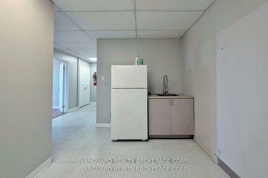 75, Welham, 400 East, Barrie