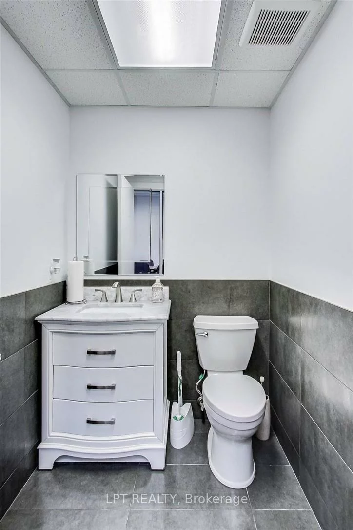 57, Collier, City Centre, Barrie