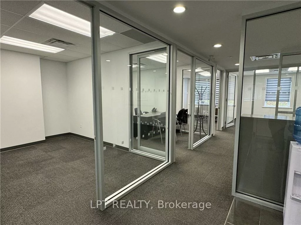 57, Collier, City Centre, Barrie