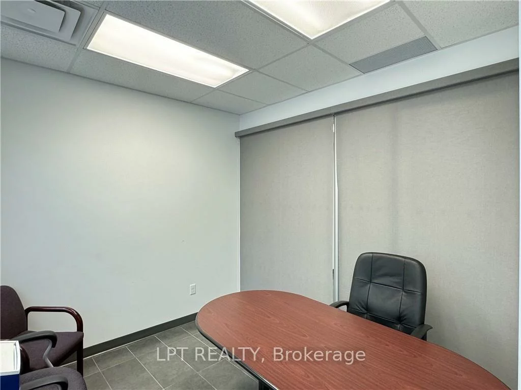 57, Collier, City Centre, Barrie