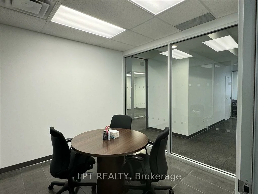 57, Collier, City Centre, Barrie