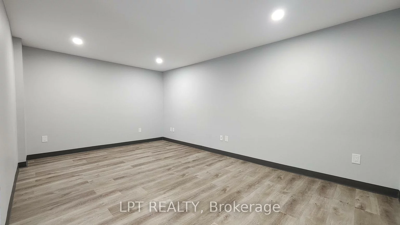 59, Collier, City Centre, Barrie