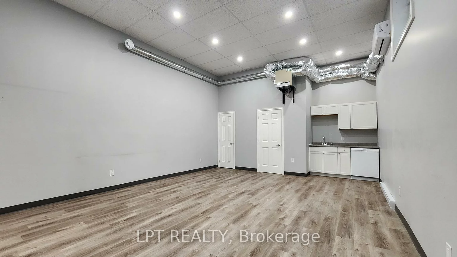 59, Collier, City Centre, Barrie