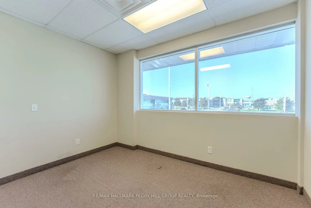 102, Commerce Park, 400 West, Barrie