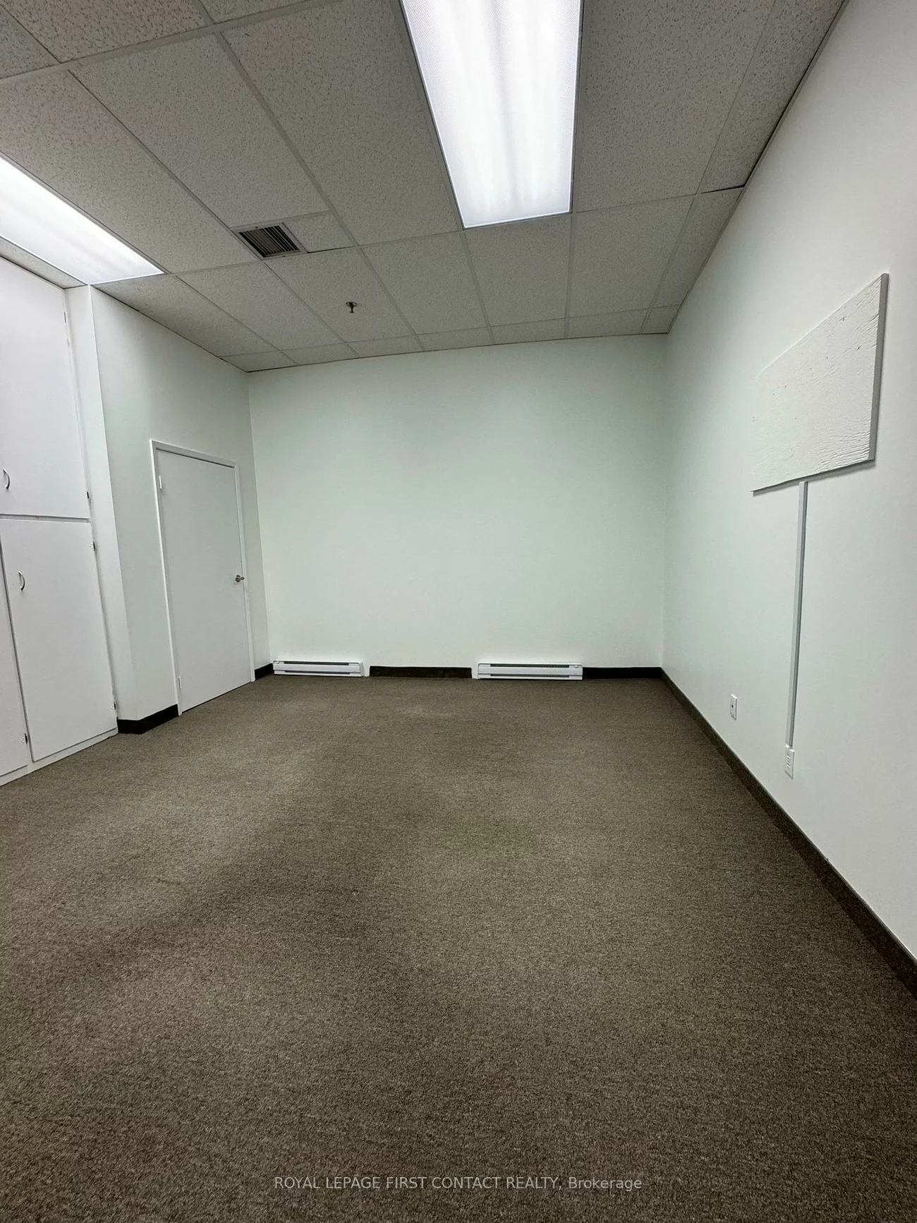 140, Dunlop, City Centre, Barrie