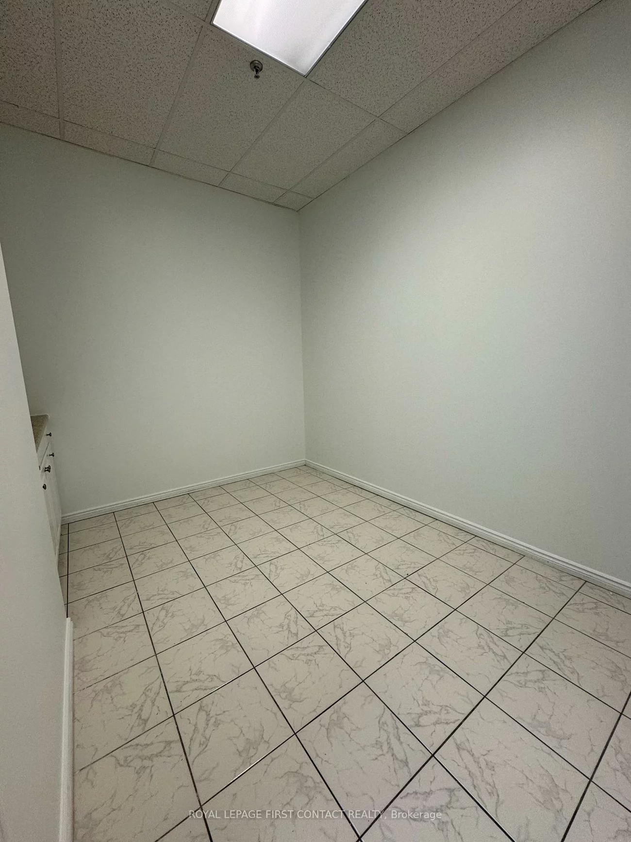 140, Dunlop, City Centre, Barrie