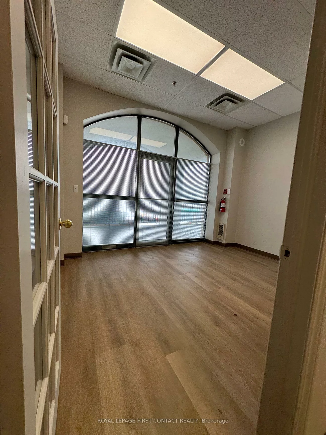 140, Dunlop, City Centre, Barrie