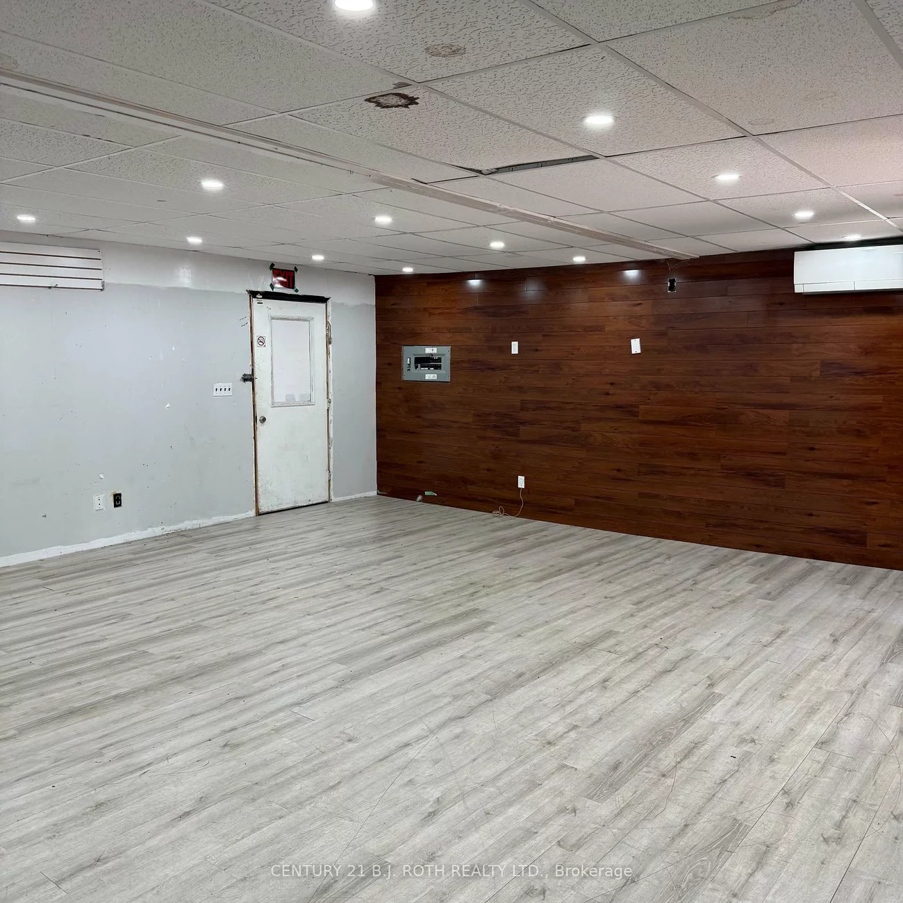 371, Mapleview, 400 West, Barrie