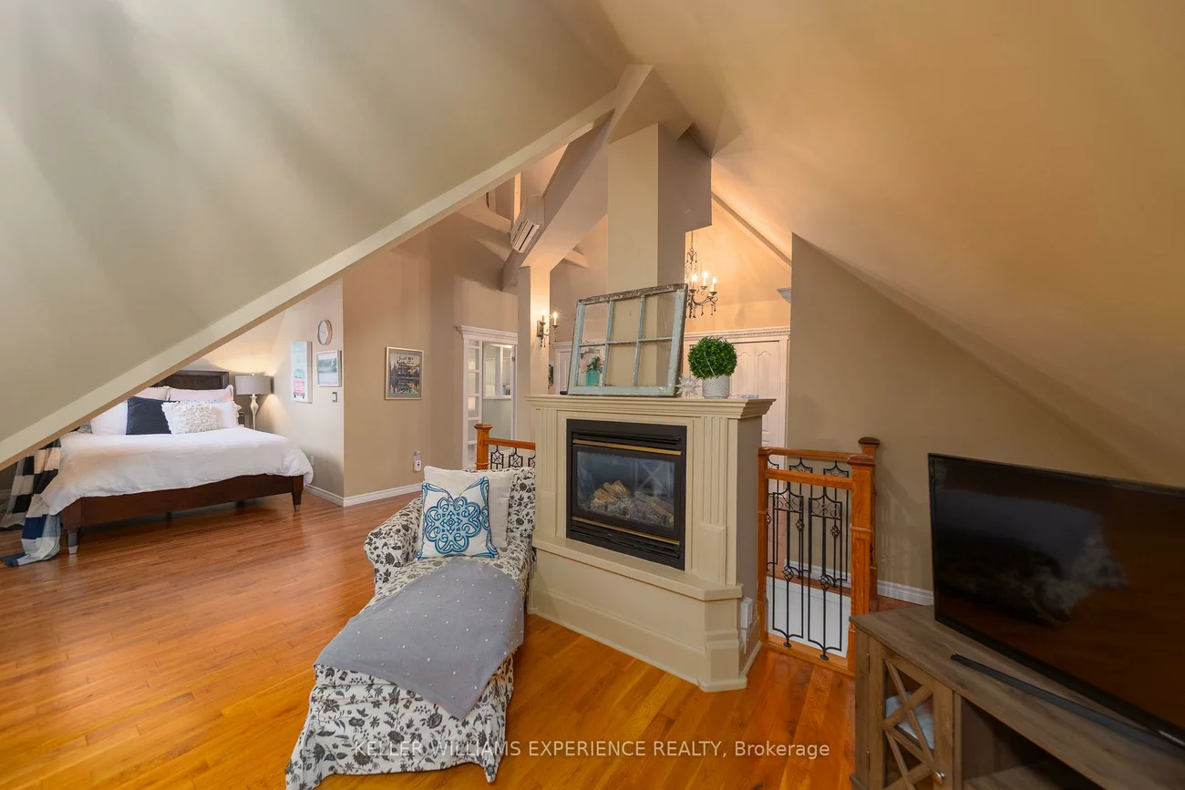 72, High, Queen's Park, Barrie