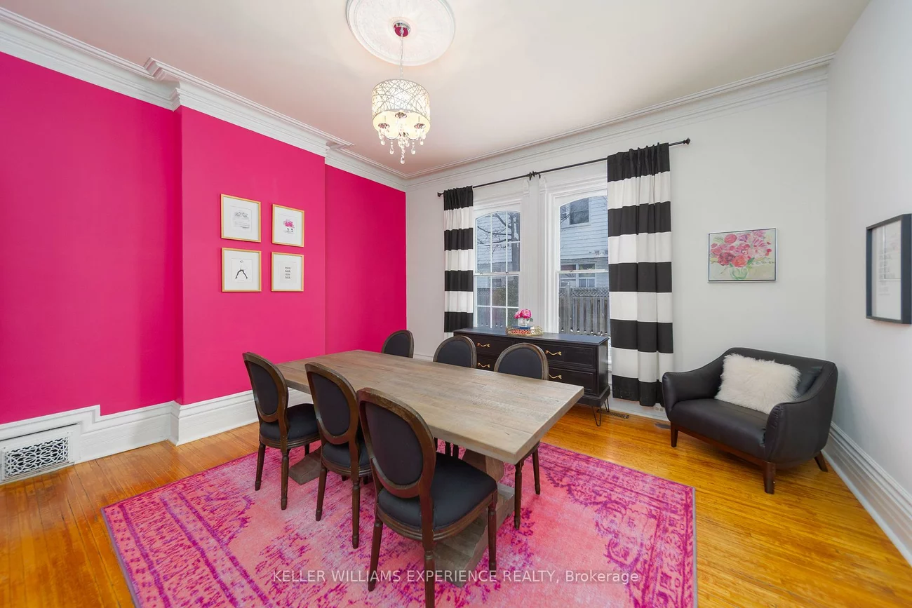 72, High, Queen's Park, Barrie