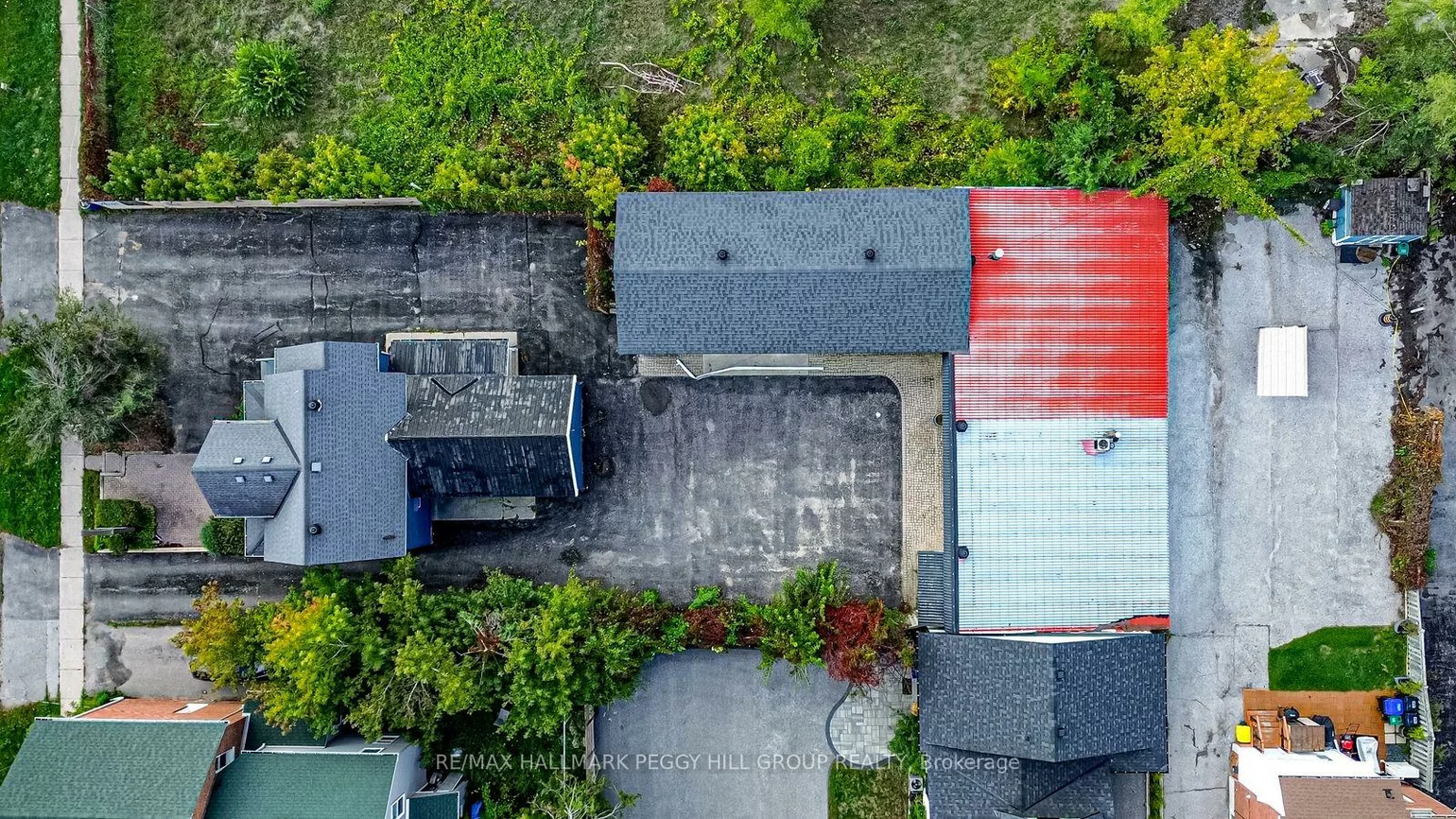 48, Ellen, City Centre, Barrie