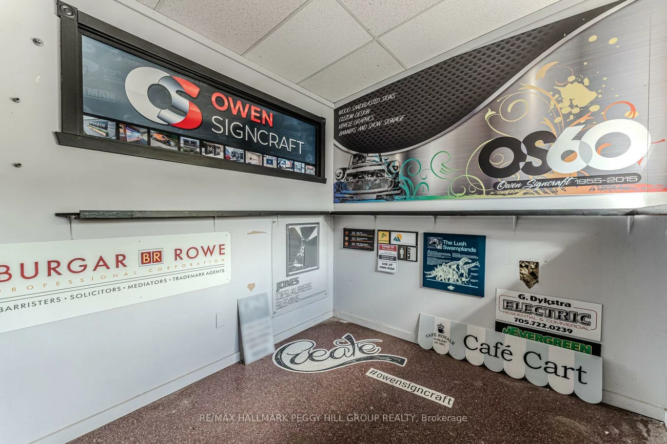 48, Ellen, City Centre, Barrie