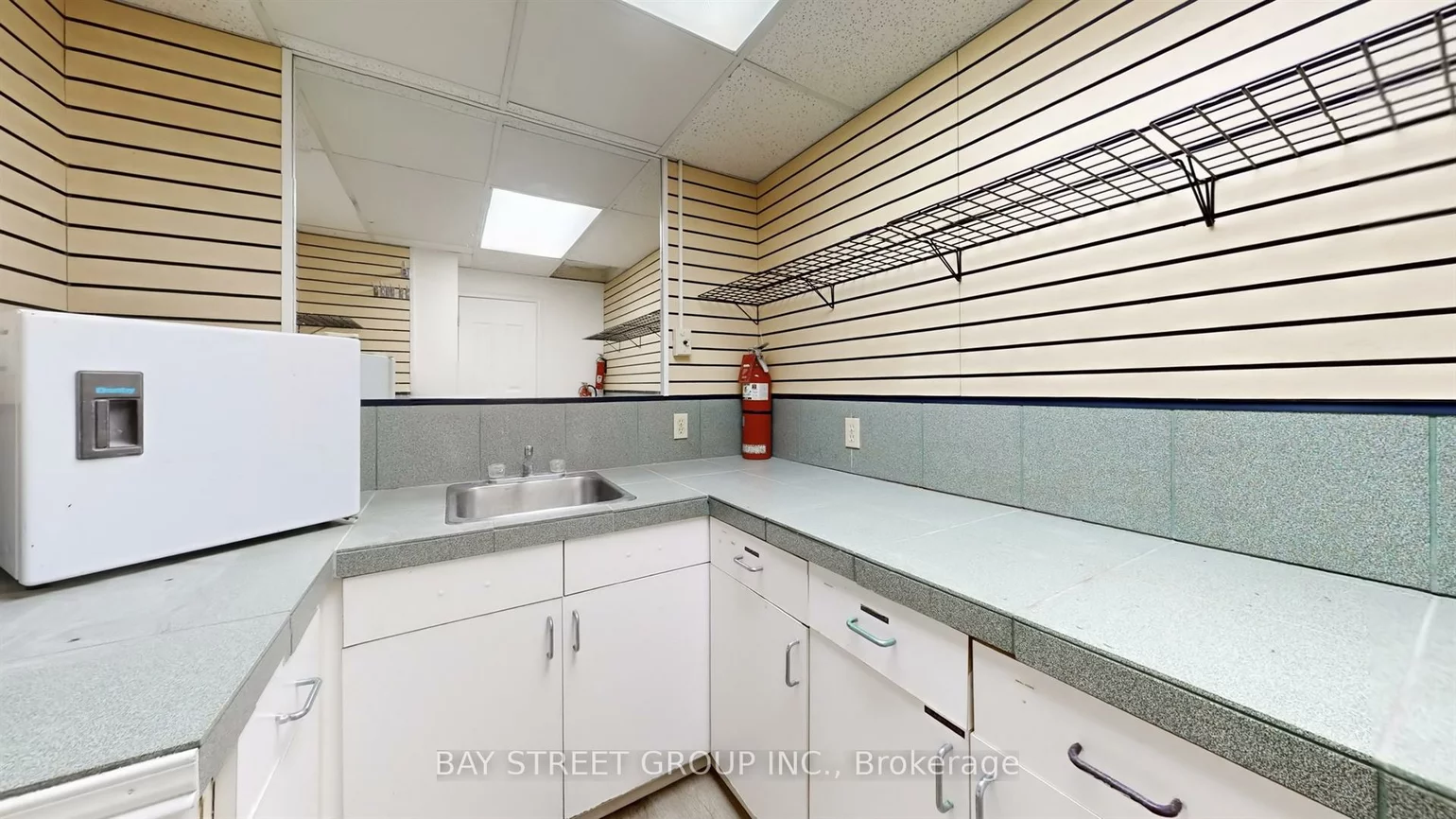 66, Maple, City Centre, Barrie