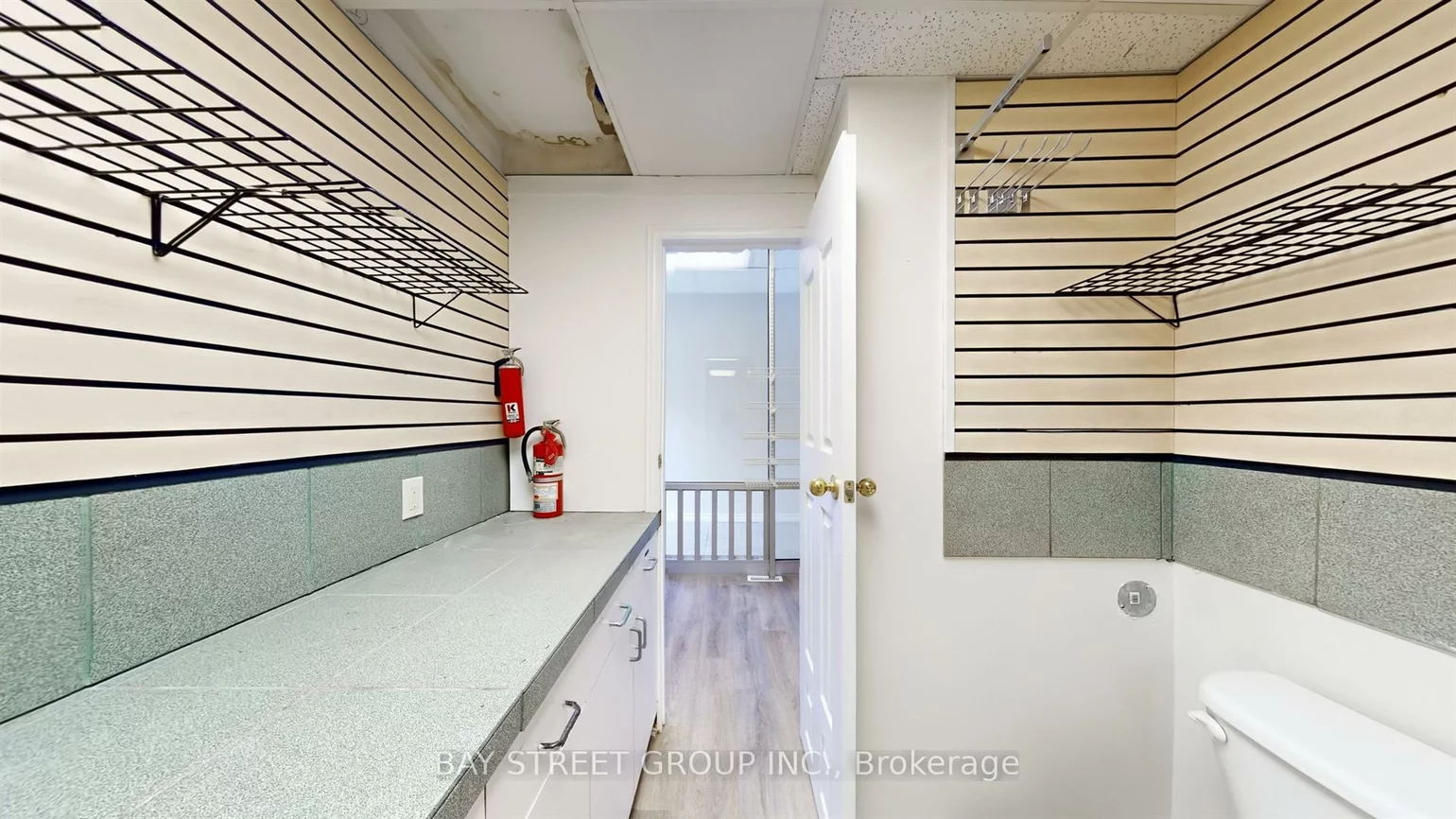 66, Maple, City Centre, Barrie