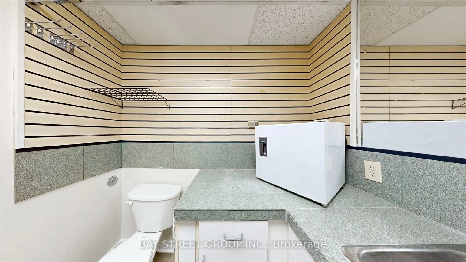 66, Maple, City Centre, Barrie