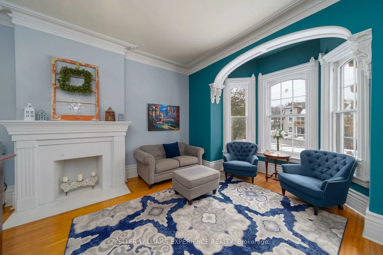 72, High, Queen's Park, Barrie