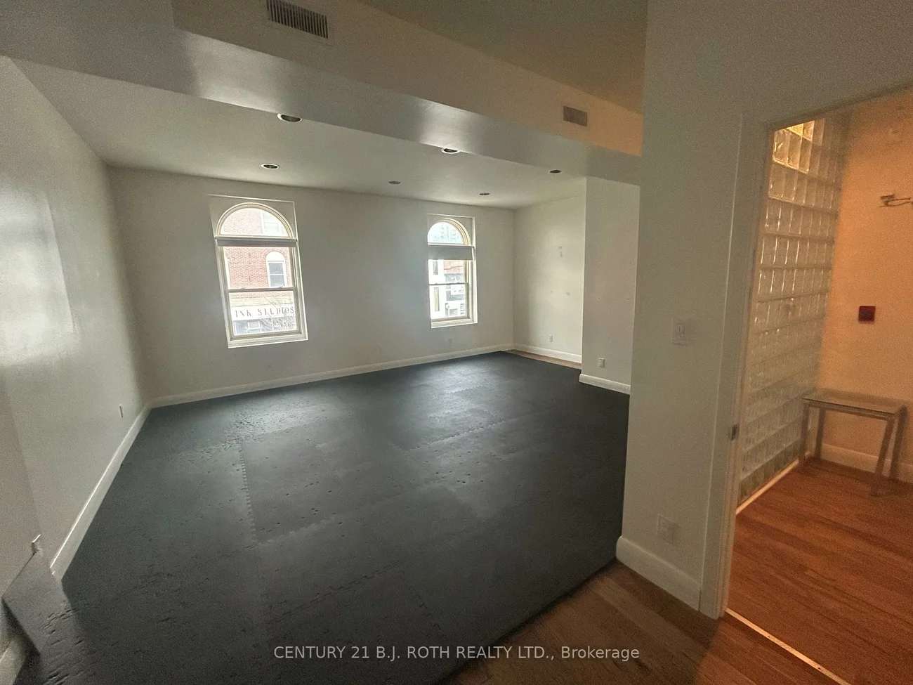 119, Dunlop, City Centre, Barrie