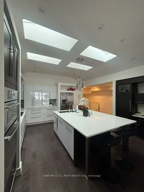 119, Dunlop, City Centre, Barrie