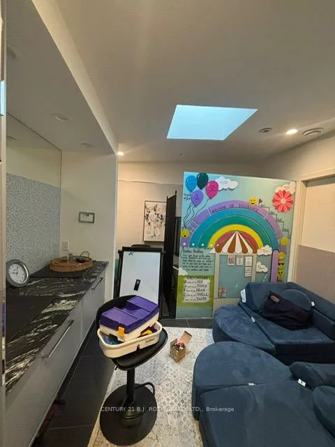 119, Dunlop, City Centre, Barrie