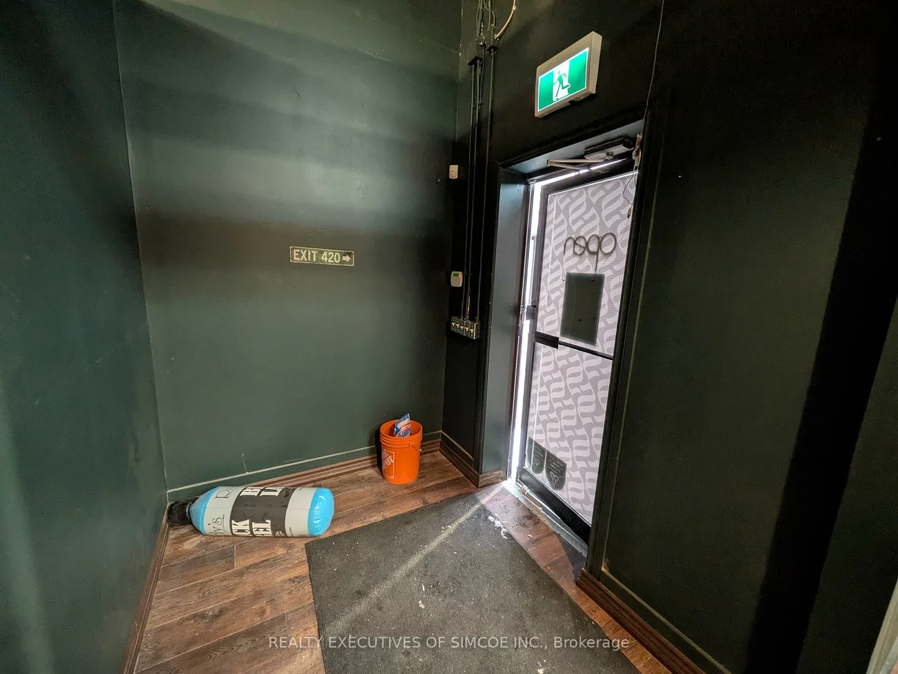 15, Dunlop, City Centre, Barrie