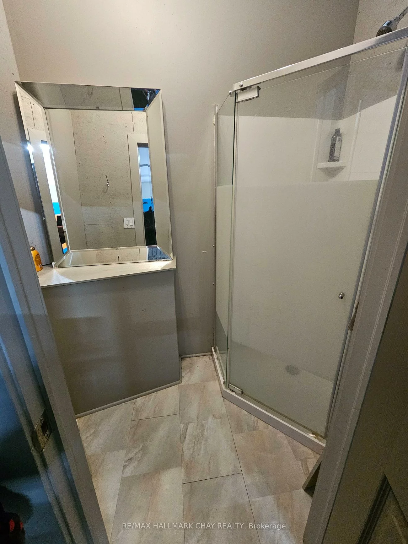 18, Cundles, Bayfield, Barrie