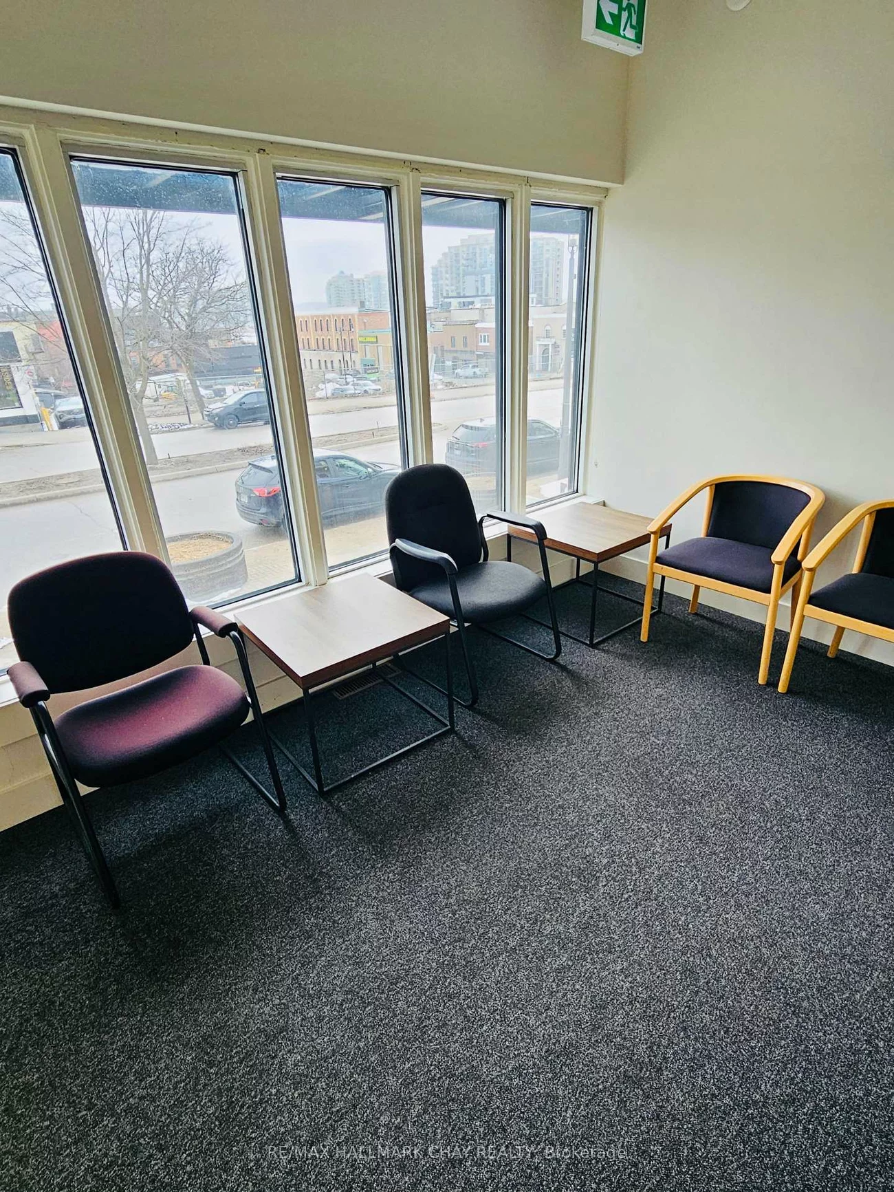 60, Collier, City Centre, Barrie