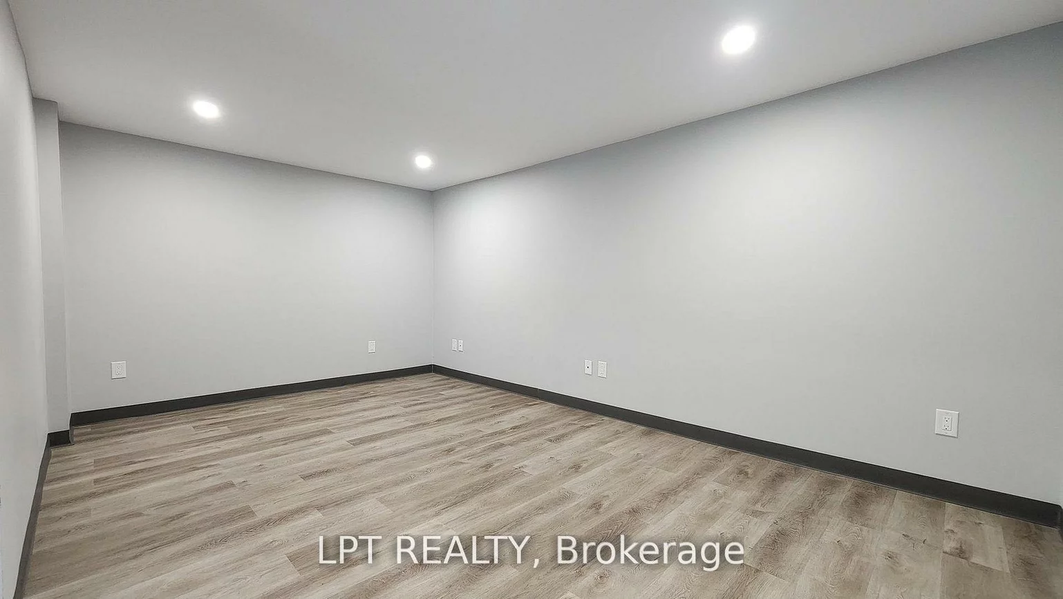 59, Collier, City Centre, Barrie