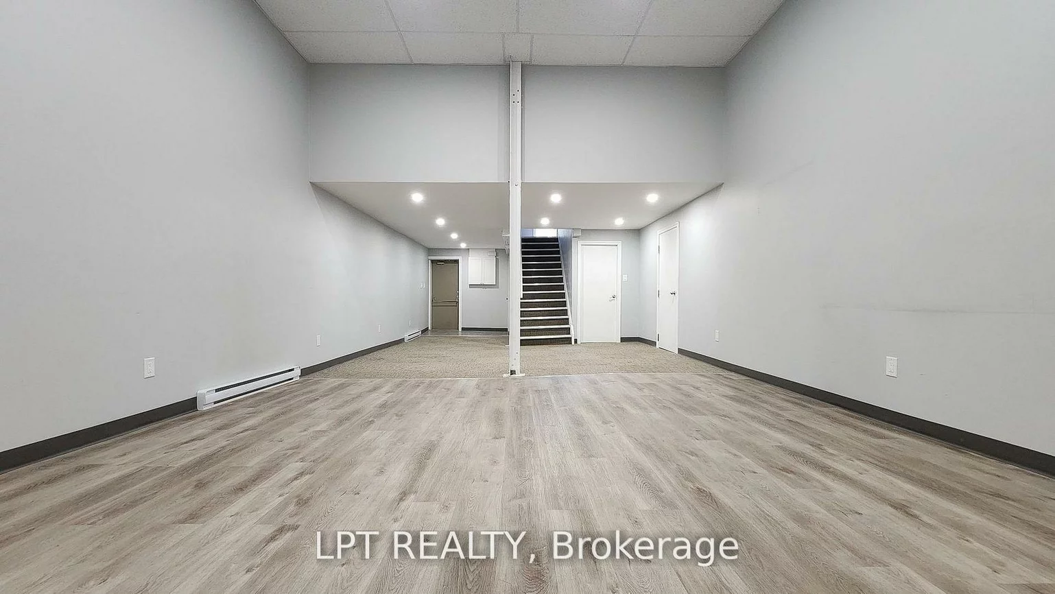 59, Collier, City Centre, Barrie